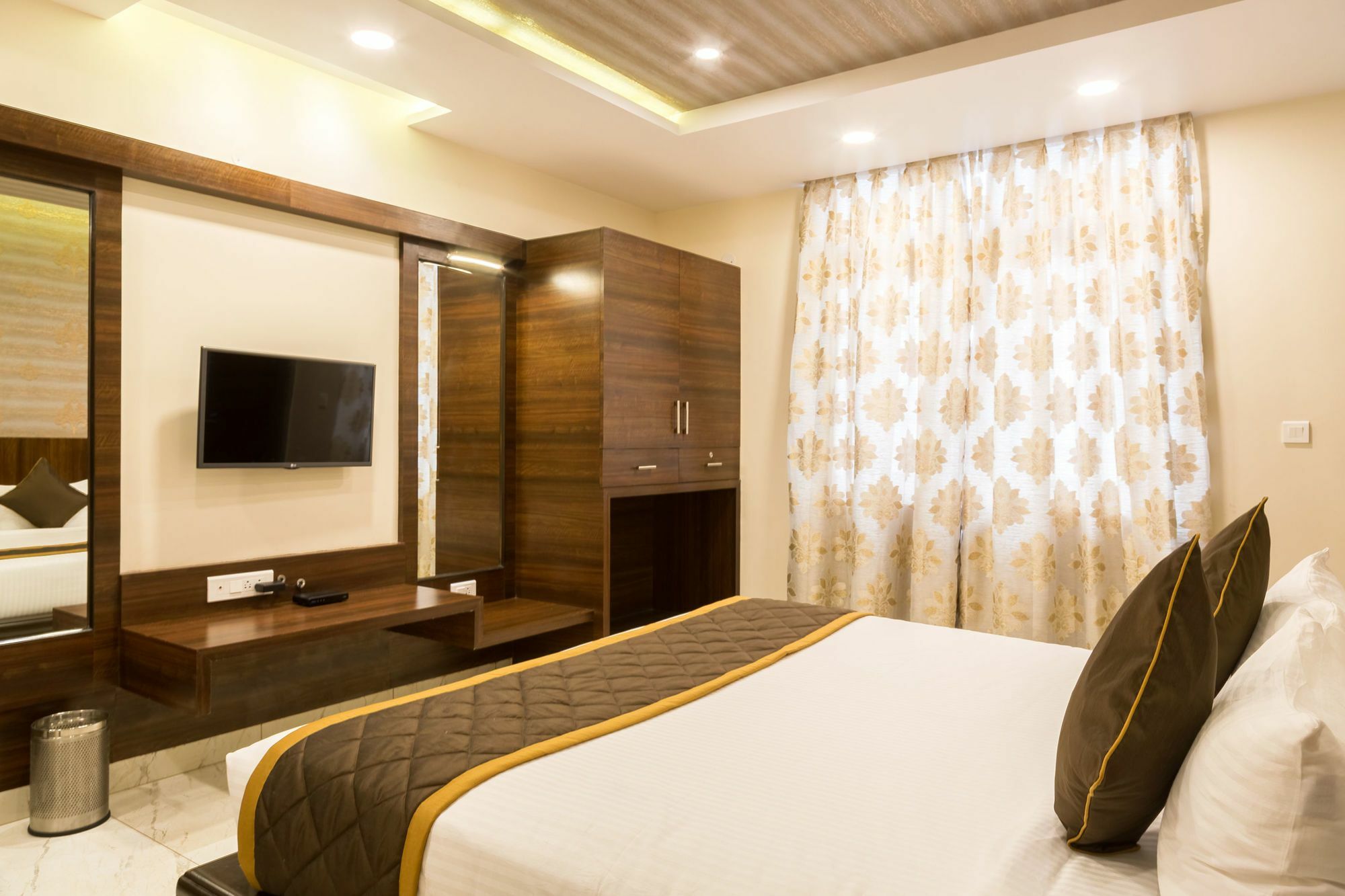Oyo 9249 Jk Residency Hotel Bangalore Buitenkant foto