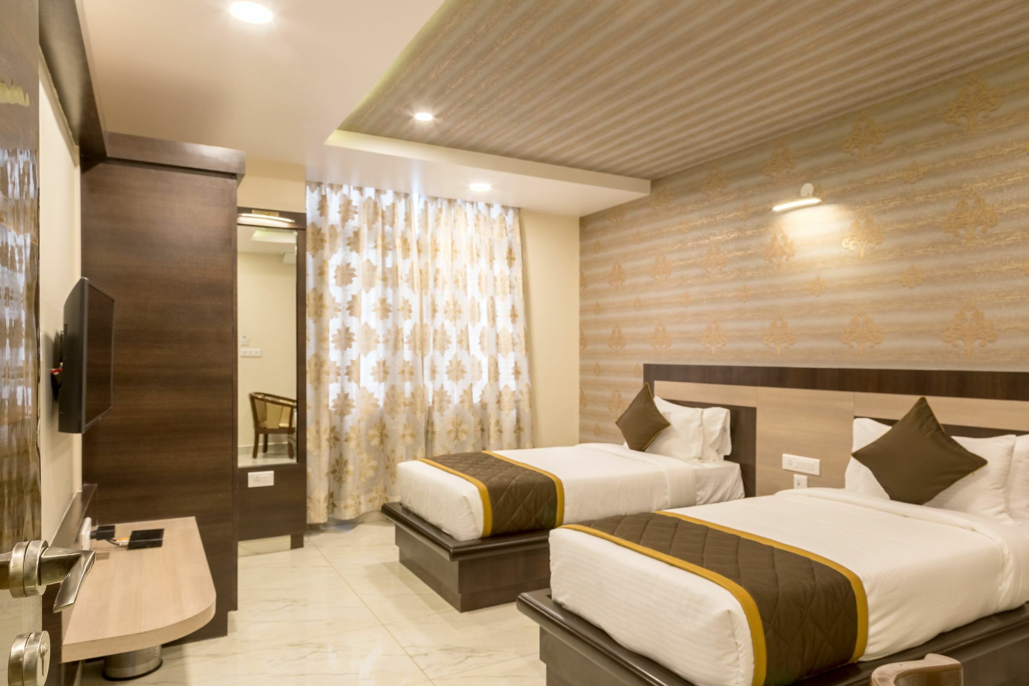 Oyo 9249 Jk Residency Hotel Bangalore Buitenkant foto
